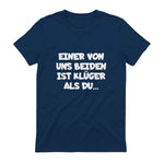 Einer Von Uns Beiden Ist Klüger Als Du in Navy - back view