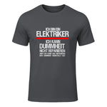 Elektriker Fun Geschenkidee - Herren Schwarz S - Kurzarm - Casual Funny Slogan Electrician in Charcoal - front view