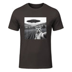 Cat Selfie With Alien UFO Funny Cat Gifts For Men Women Kid T-Shirt in Dark Chocolate - front view