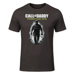 Call of Daddy Parenting Ops – Vatertag Great Dad Joke T-Shirt in Dark Chocolate - front view