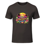 Couple de Jeunes mariés drôle Just Married Tropical Honeymoon in Dark Chocolate - front view