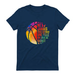 Drôle Basketball Une Fille Qui Joue Au Basket in Navy - back view